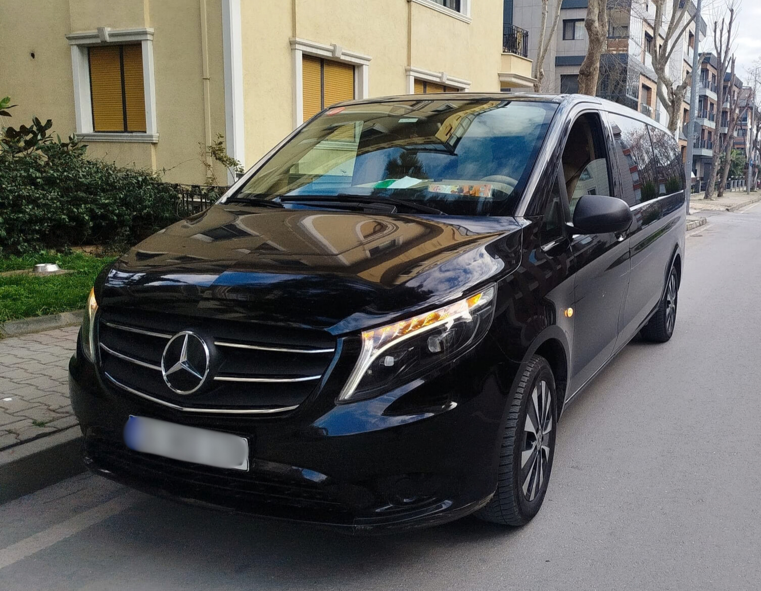 Taxi vs Private Transfer vs Metro: Istanbul Airport Honest Comparison